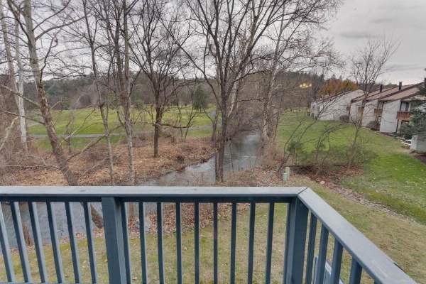 Chalet High image 23