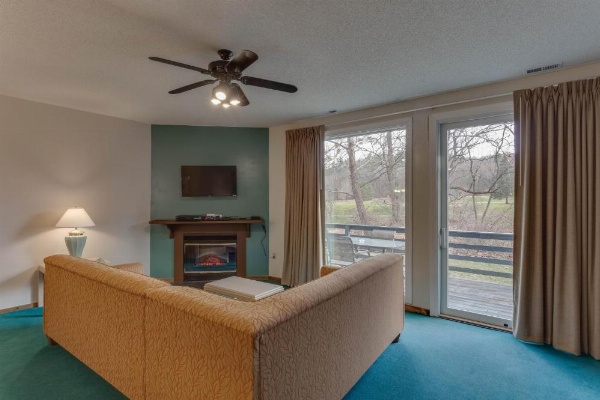 Chalet High image 28