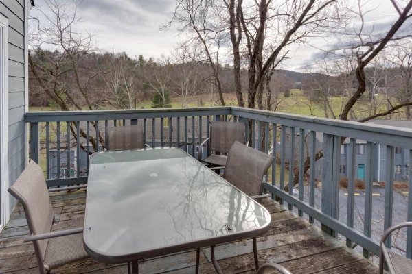 Chalet High image 39